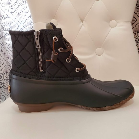 sperry women's saltwater quilted duck booties